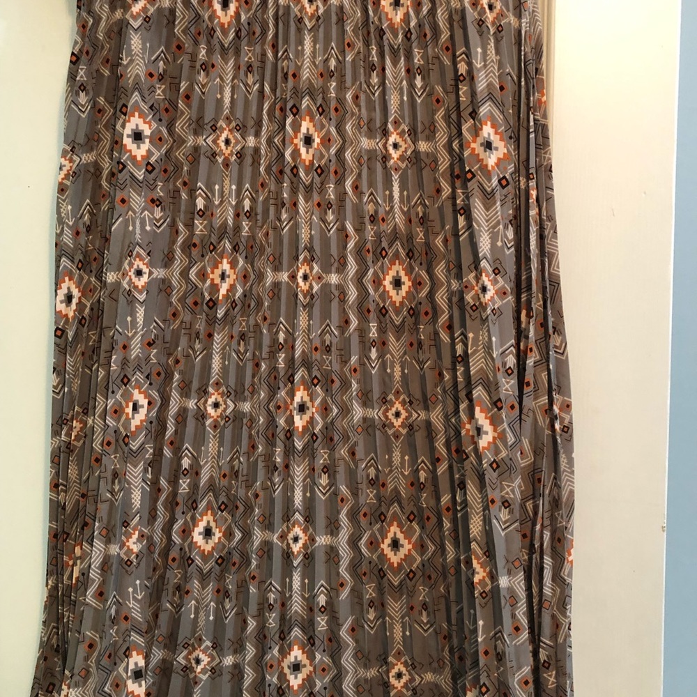BNWT Aztec Lularoe Jill Large